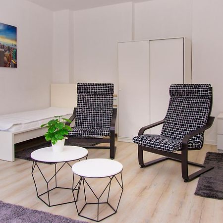 Apartement Fuer 6 Personen In Magdeburg, L المظهر الخارجي الصورة